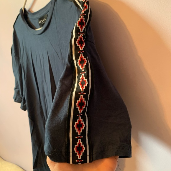 Pacsun tee shirt - Picture 2 of 4